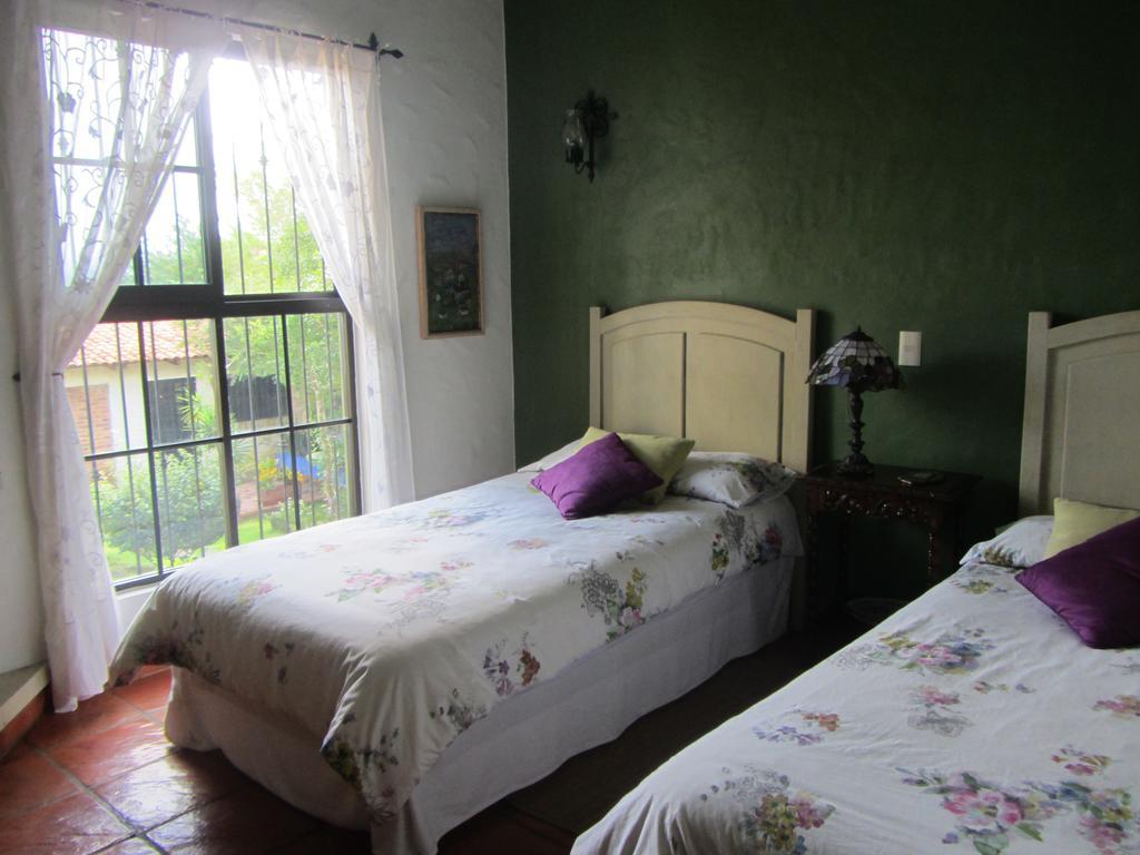 Bed and Breakfast La Colorada à Zacualpan Extérieur photo